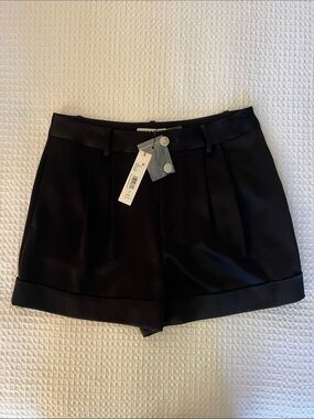 Alice + Olivia Black Tailored Cuffed Shorts